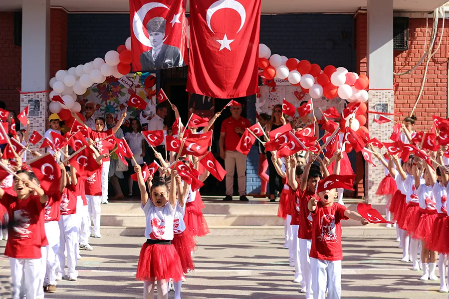 23 Nisan Ulusal Egemenlik ve Çocuk Bayramı Tarihçesi