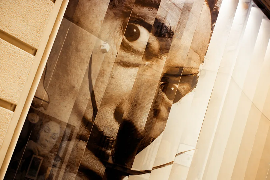 Salvador Dali Kimdir?