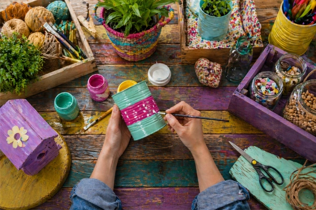 Geri Dönüşümden İleri Dönüşüme: "Kendin Yap" ile Tasarruf Edin