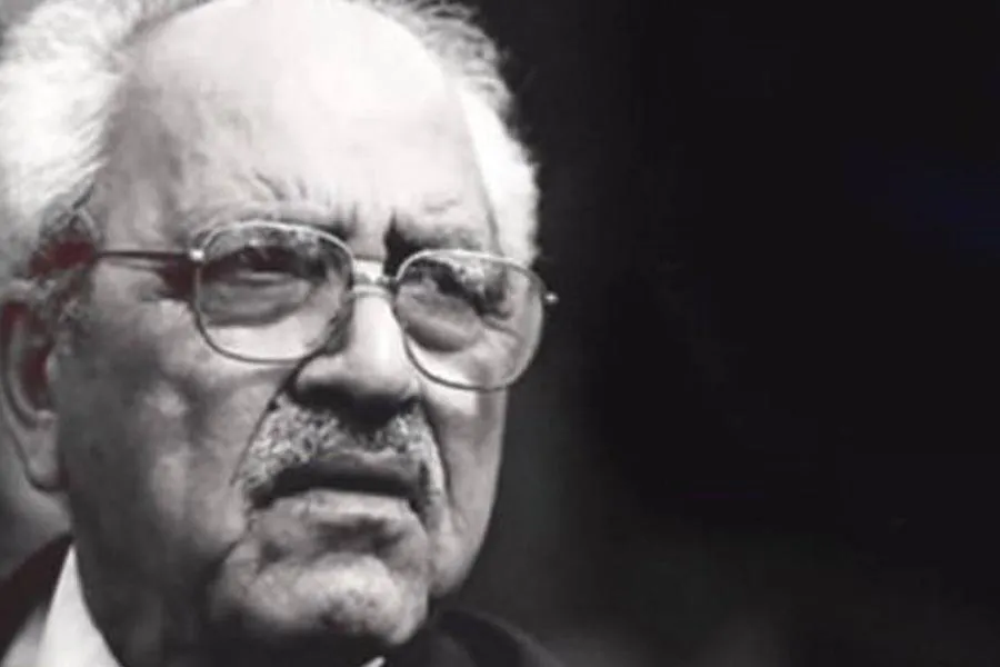 Sezai Karakoç (1933 - 2021)