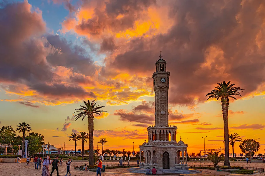 İzmir'de Hangi Üniversiteler Var? İzmir Üniversiteleri