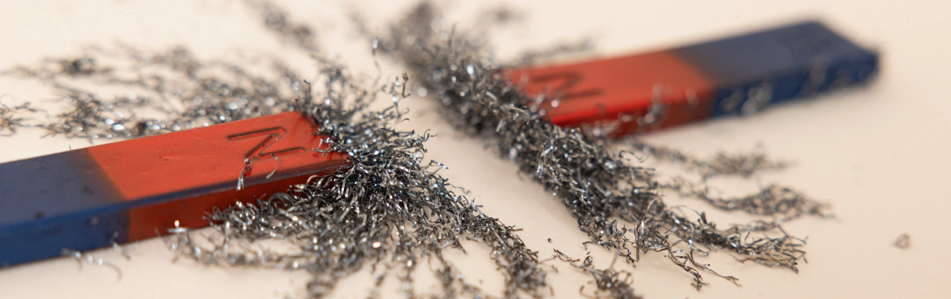 Mıknatıs Tarafından Çekilen Maddeler Nelerdir?