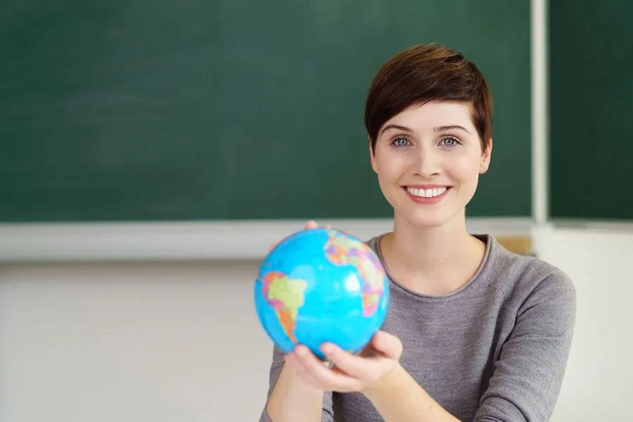 Yurt Dışında Öğretmenlik Nasıl Yapılır?