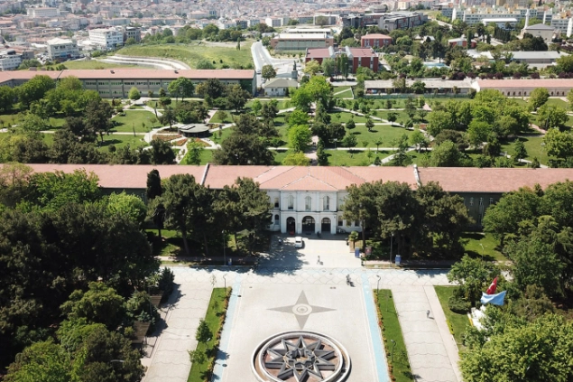 Yıldız Teknik Üniversitesi Güzel Sanatlar Fakültesi Bölümleri