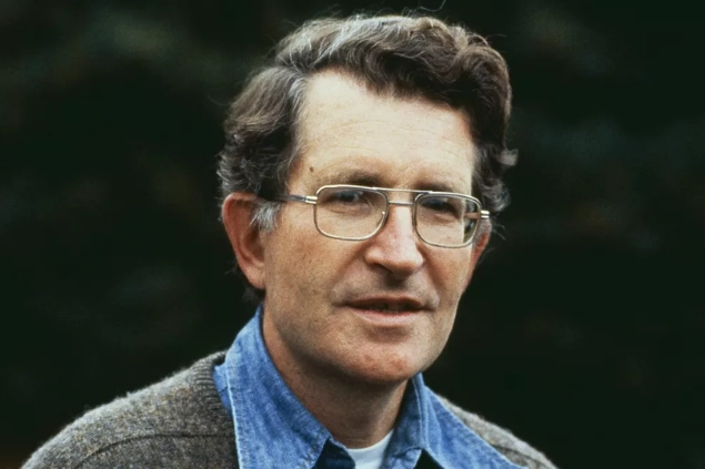 Noam Chomsky Kimdir?